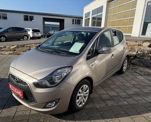 Hyundai Hyundai ix20 blue**KLIMA+ALLWETTER+AHK+TAGFAHRLICH Gebrauchtwagen