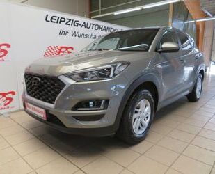 Hyundai Hyundai Tucson Pure 2WD*Klima*Bluetooth*gepflegt! Gebrauchtwagen