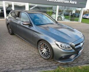 Mercedes-Benz Mercedes-Benz C 63 S AMG T ACC/AHK/PANO/HUD/PERFOR Gebrauchtwagen