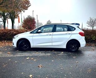 BMW BMW 220 Active Tourer 220d Scheckheftgepflegt ! Gebrauchtwagen