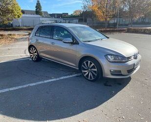 VW Volkswagen Golf 1.4 TSI 90kW BMT Highline Highline Gebrauchtwagen