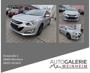 Hyundai Hyundai i40 cw FIFA World Cup Edition/Klima/PDC Gebrauchtwagen