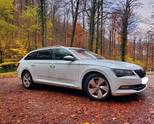 Skoda Skoda Superb 1.6 TDI Green tec DSG Style Combi Sty Gebrauchtwagen