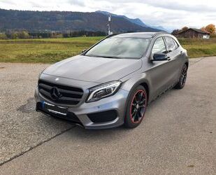 Mercedes-Benz Mercedes-Benz GLA 250 4MATIC DCT AMG Line matt gra Gebrauchtwagen