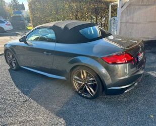 Audi Audi TT Roadster 2.0 TFSI S tronic quattro - Gebrauchtwagen