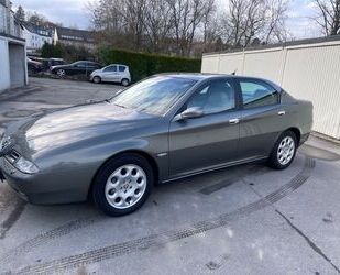 Alfa Romeo Alfa Romeo Alfa 166 2.5 V6 24V Distinctive tempoma Gebrauchtwagen