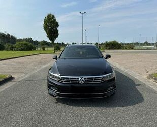 VW Volkswagen Passat 2.0 TDI DSG *R-Line*Pano*VOLL Gebrauchtwagen