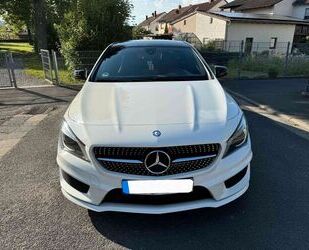 Mercedes-Benz Mercedes-Benz CLA 200 d 4MATIC DCT AMG Line Gebrauchtwagen