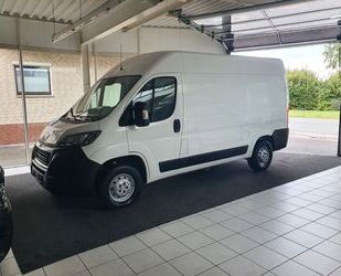 Peugeot Peugeot Boxer Kasten L2H2 HDI *3.000 Km* Neuwertig Gebrauchtwagen