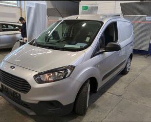 Ford Ford Transit Courier Trend KLIMA NAVI SHZ PDC EURO Gebrauchtwagen