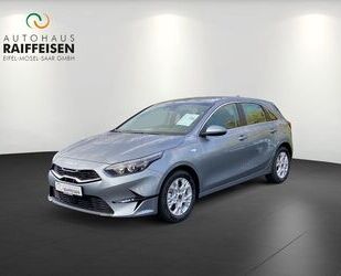 Kia Kia ceed / Ceed 1.5T 140 DCT7 VISION P7 Komfort Gebrauchtwagen