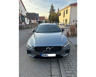 Volvo Volvo V60 T6 Recharge AWD Geartr. R Design Expres. Gebrauchtwagen