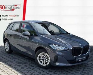 BMW BMW 220i Active Tourer +Kamera +Navi Gebrauchtwagen