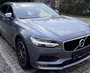 Volvo Volvo V90 D5 AWD Momentum Geartronic_LED_NAV_Head- Gebrauchtwagen