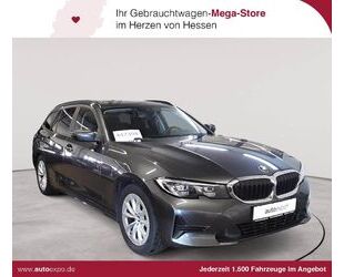 BMW BMW 318d Touring Aut. Advantage Pano SHZ Gebrauchtwagen