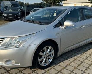 Toyota Toyota Avensis 2.2 D4D Kombi Aut.|Temp.|Navi|PDC Gebrauchtwagen