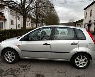 Ford Ford Fiesta 1.4 16V - Gebrauchtwagen