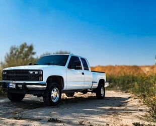 Chevrolet Chevrolet Silverado K1500 4X4 V8 Lifted Great Cond Gebrauchtwagen