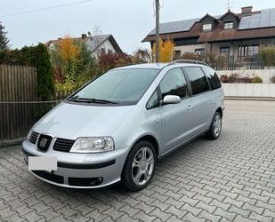 Seat Seat Alhambra Sport Edition 2.0TDI DPF Navi/Farbd. Gebrauchtwagen