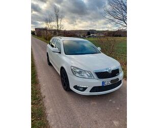 Skoda Skoda Octavia 2.0 TFSI DSG RS Combi RS Gebrauchtwagen