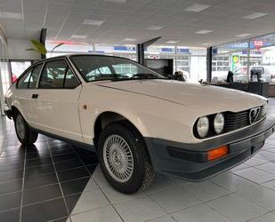 Alfa Romeo Alfa Romeo GTV Alfetta 2,0 Top zustand Einzigartig Gebrauchtwagen