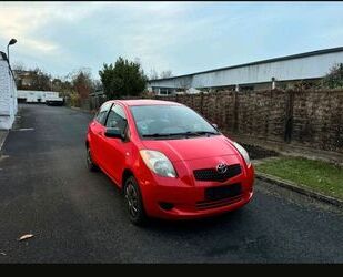 Toyota Toyota Yaris 1,0-l-VVT-i - Gebrauchtwagen