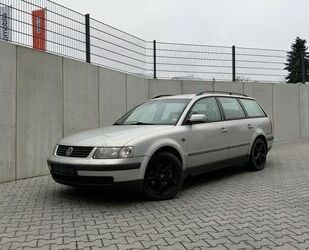 VW Volkswagen Passat Variant 1.8 Automatik/Klimaauto/ Gebrauchtwagen