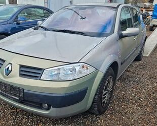 Renault Renault Megane Authentique 1.4 16V 72kW Gebrauchtwagen