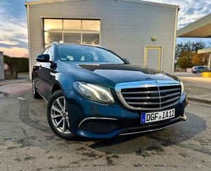 Mercedes-Benz Mercedes-Benz E 220 d 4MATIC Autom. - StandH Burm Gebrauchtwagen