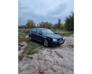 VW Volkswagen Golf 1.4 Special Variant Special Gebrauchtwagen