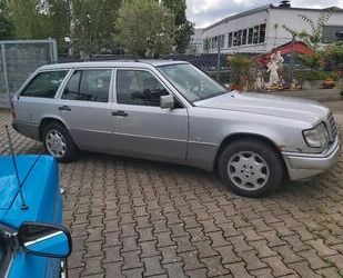 Mercedes-Benz Mercedes-Benz E 220 W124 TÜV bis 2026 Gebrauchtwagen