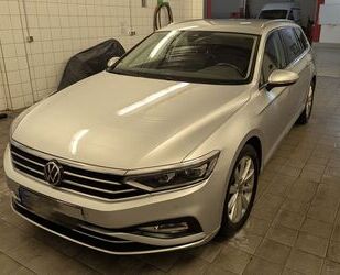 VW Volkswagen Passat Variant 2.0 TDI Elegance DSG AHK Gebrauchtwagen