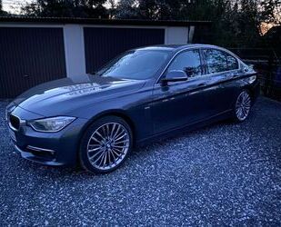 BMW BMW F30 328i Luxury Line VOLL Garantie Servicepake Gebrauchtwagen