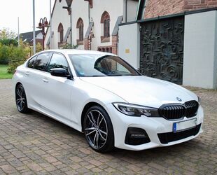 BMW BMW 320 d xDrive /Automatik/M Sportpaket/Vollleder Gebrauchtwagen