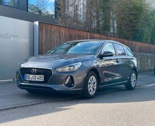 Hyundai Hyundai i30 1.4, PDC Alufelgen, Unfallfrei Gebrauchtwagen