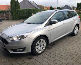 Ford Ford TÜV NEU! Focus 1,5TDCi 88kW DPF Business Turn Gebrauchtwagen