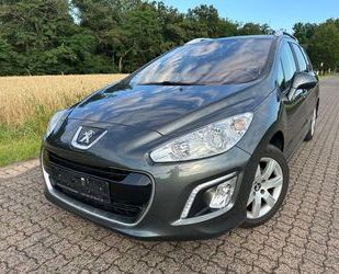 Peugeot Peugeot 308 SW Access 120 VTi Panoramadach Gebrauchtwagen