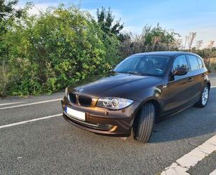 BMW BMW 118d Navi Xenon AHK DAB Winterräder Gebrauchtwagen