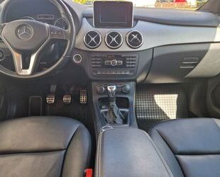 Mercedes-Benz Mercedes-Benz B 200 BlueEFFICIENCY /AMG Sportpaket Gebrauchtwagen