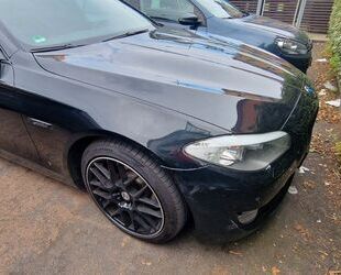 BMW BMW 520d xDrive Touring A - Gebrauchtwagen