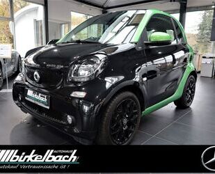 Smart Smart ForTwo coupe EQ Pano SHZ LHZ Klima Leder 60K Gebrauchtwagen