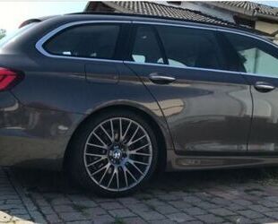 BMW BMW 525 d Touring - Head Up, Lenkradheiz., Softc Gebrauchtwagen