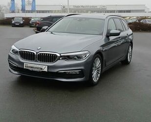 BMW BMW 530d xDrive Touring ACC HUD INTEGRAL HiFi PANO Gebrauchtwagen