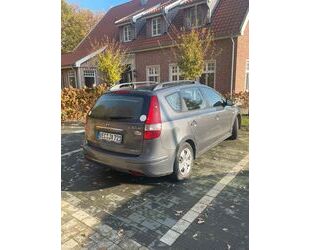 Hyundai Hyundai i30 CW 1.6 CRDi 66 kW FIFA WM Edition FIFA Gebrauchtwagen