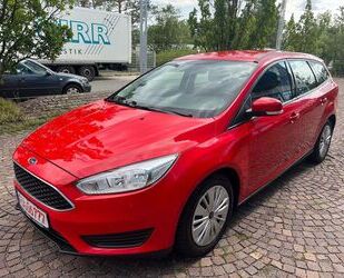 Ford Ford Focus Turnier 1.5 TDCI 70 KW Klima Euro 6 Gebrauchtwagen