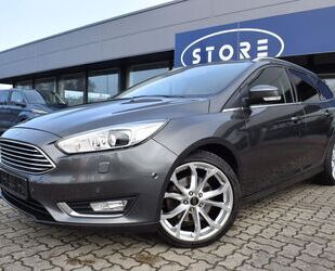 Ford Ford Focus Turnier 1.5 EcoB Titanium NAVI Xenon AH Gebrauchtwagen