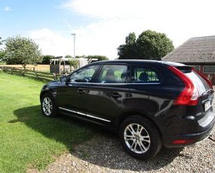 Volvo Volvo XC60 D4 AWD Summum, AHK, Allrad Gebrauchtwagen