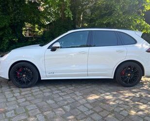 Porsche Porsche Cayenne GTS Chrono Pano*Spur*ACC*Softc*Kam Gebrauchtwagen