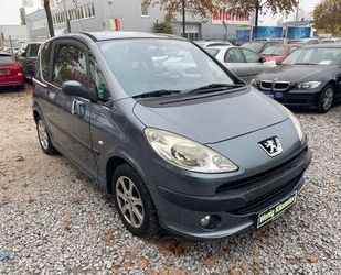 Peugeot Peugeot 1007 Premium~1.Hand~82TKM~Klima~Alu Gebrauchtwagen