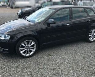 Audi Audi A3 1.6 TDI Sportback Klima,Alu,Temp,top gepfl Gebrauchtwagen